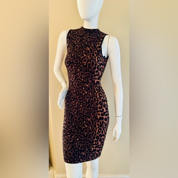 Milly
Animal print, Textured Cheetah Sleeveless Fitted Dress Size S - Picture 8 of 12